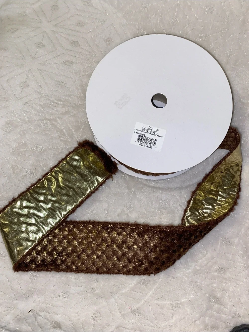 NEW David Christopher’s Collection 2.5 X 10 Y Metallic Faux Fur LUX Ribbon Brown